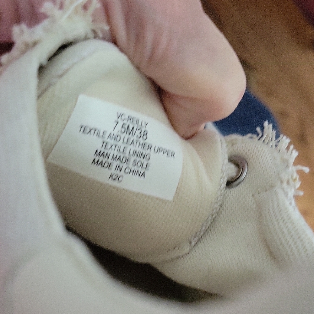 Vince CAMUTO Casual Cream Canvas Sneakers - Picture 7 of 7